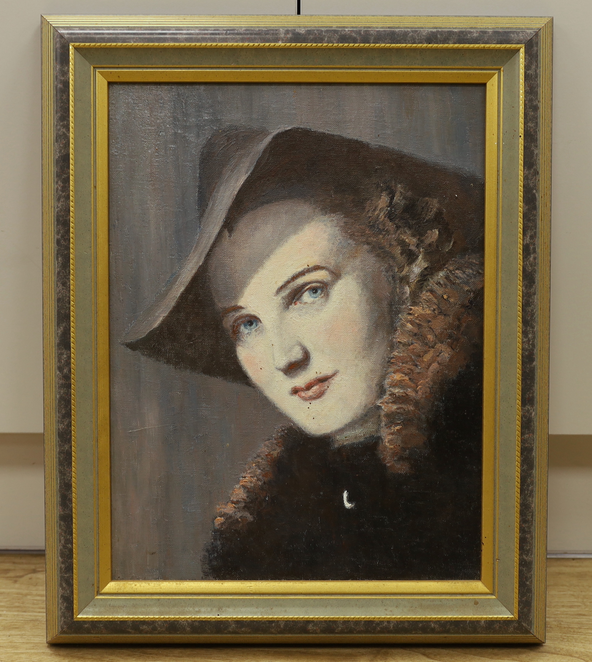 Oil on canvas, Portrait of a lady with fur collar, possibly a movie star, 42 x 32cm